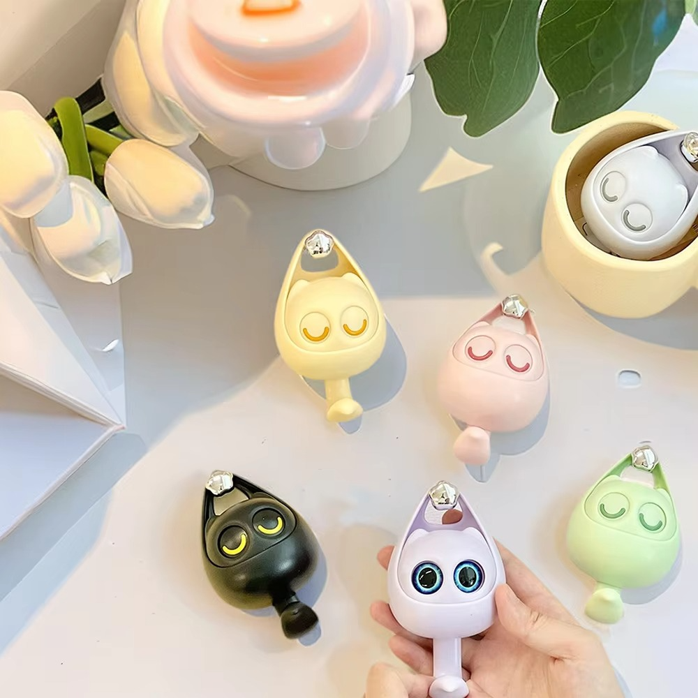 🐱✨ Crochets Muraux Mignons – Design Chat aux Grands Yeux 👀